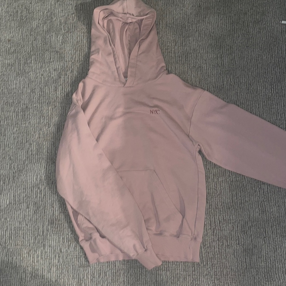 sweat shirt